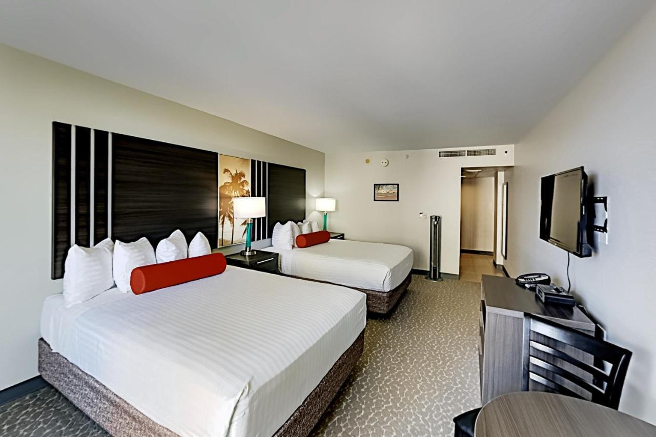Aqua Palms Waikiki Ocean View Lanai Parking Included Apartment Honolulu Exterior photo