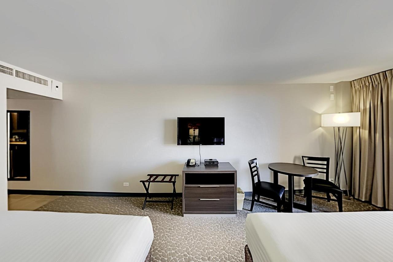 Aqua Palms Waikiki Ocean View Lanai Parking Included Apartment Honolulu Exterior photo