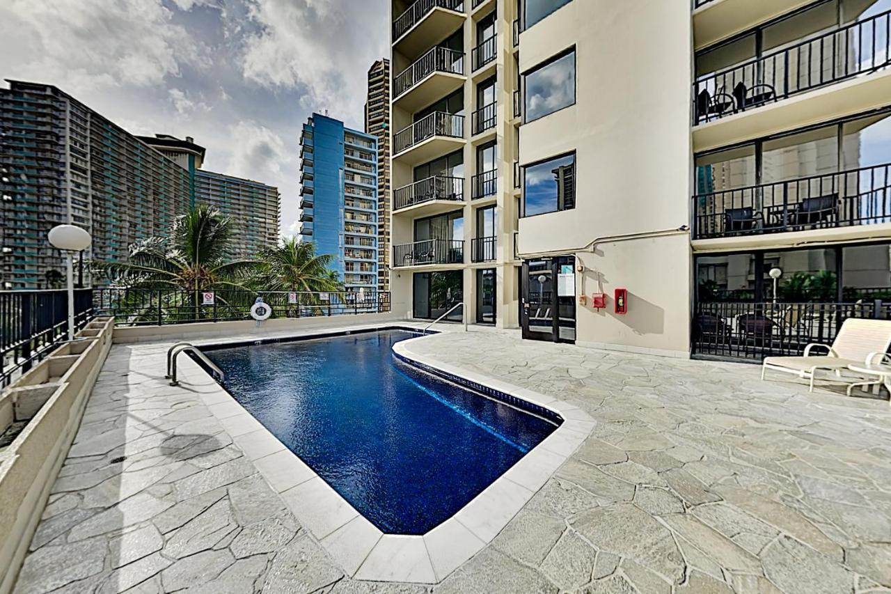 Aqua Palms Waikiki Ocean View Lanai Parking Included Apartment Honolulu Exterior photo
