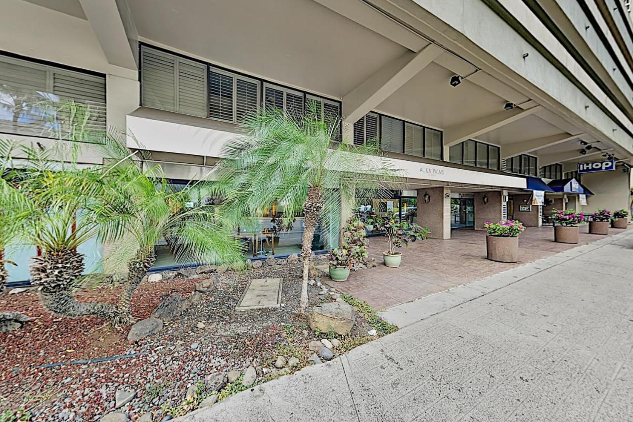 Aqua Palms Waikiki Ocean View Lanai Parking Included Apartment Honolulu Exterior photo