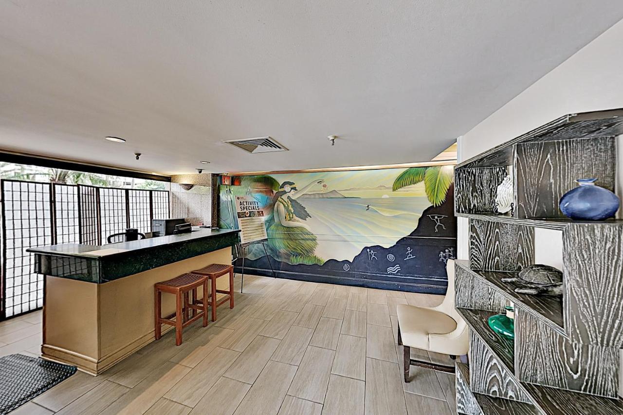Aqua Palms Waikiki Ocean View Lanai Parking Included Apartment Honolulu Exterior photo