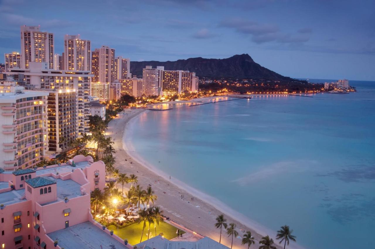Aqua Palms Waikiki Ocean View Lanai Parking Included Apartment Honolulu Exterior photo